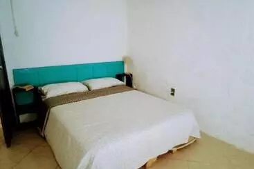 Pension  El Bosque +598 94625953