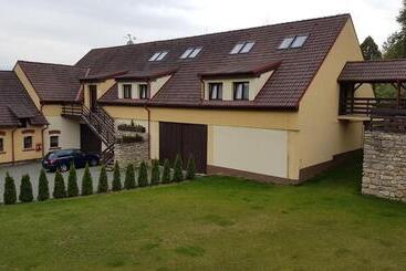 Majatalo Penzion Přeštěnice