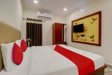 Hotel Sri Sai Residency