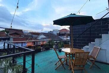 Pensión Dinasty Living Syariah