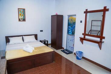 Bed and Breakfast Avian Villa Hikkaduwa