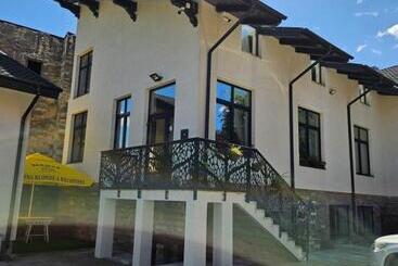 Bed and Breakfast In Longfield Town