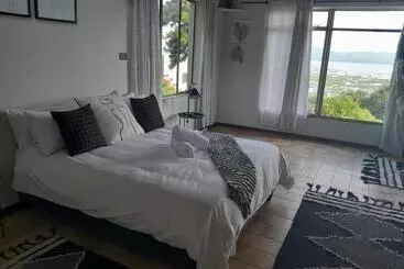 Pension Dam House Lodge