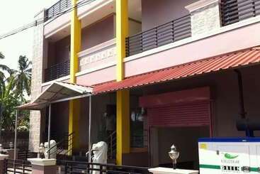 Hotel Jaya Bharathi Lodge