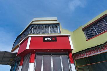 Hotel Oyo Yuvraj Lodge And