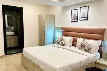 Hotel Wabi Sabi Stays   Pride Inn
