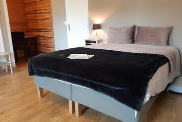 צימר Manoir Saint Pardoux 63680