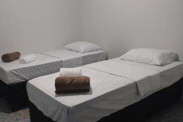 膳宿费 Pousada Roosevelt Quarto 03   Pousada Central Prox Rodoviaria E Dist Industrial