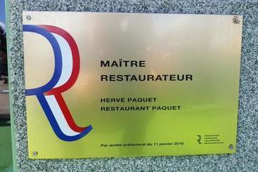 住宿加早餐  Chambre D´hôtes Léonie & Restaurant