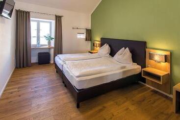 בית מלון כפרי Müllisch S Hof