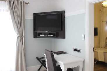 ペンション The Gallery