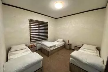 ユースホステル Uhum Guesthouse Nuratau Mountain