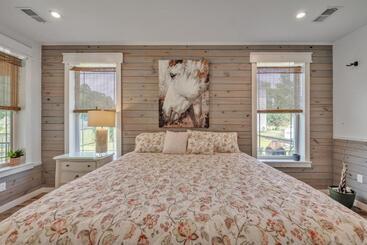 Country Solitude Close To The Beach Farmhouse