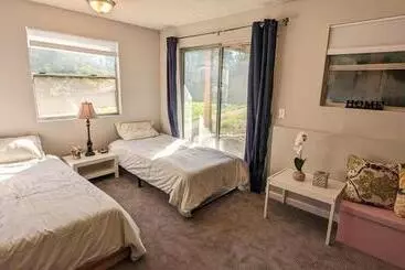 ペンション Private Guest Suite In West Bellevue Home