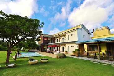 تختخواب و صبحانه Kenting Grandmas