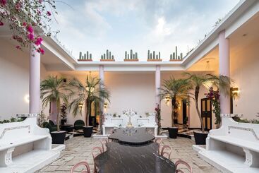 Holt's Hotel De Mi Independencia