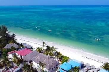 Отель Stonehouse Beach Jambiani