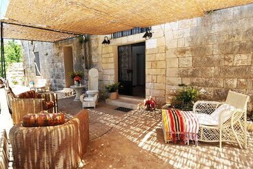 پانسیون Beit El Hana