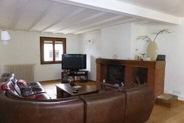 민박 Bedbreakfastbikespyrenees