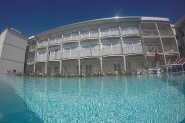 فندق فئة نجمة واحدة Vischi