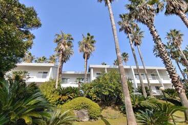 Hotel Springhill Resort