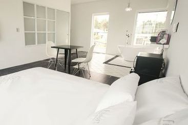 Hôtel Lefedora Pension