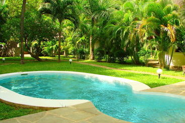 ホテル Maisha Tamu Luxury Boutique Resort