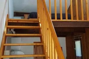 تختخواب و صبحانه A Casa Di L'alivu
