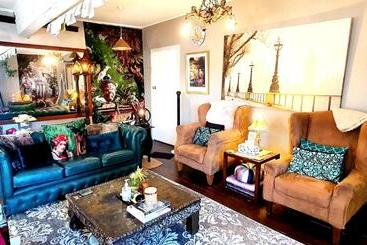 Bowral Road Art Gallery Bed And Breakfast