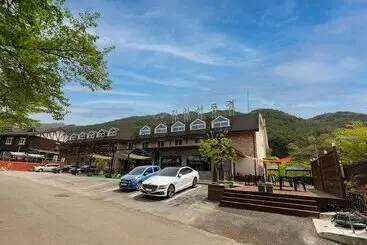 Hotel Camp Jirisan Parkview