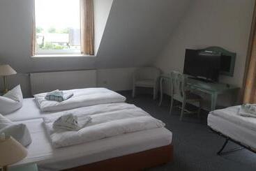 Hotel Ziegenkrug Schweriner Tor