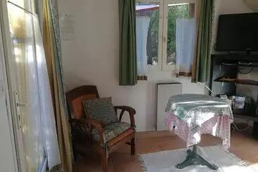 Bed and Breakfast La Genestière