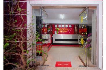 Hotel Khach San Asean