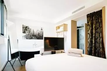 هتل Citta Di Lume Suites & Lofts