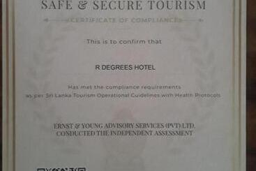 Hotel R Degrees