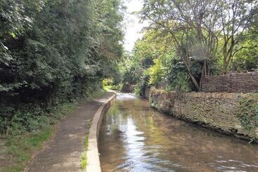 דירה Bridge Farm Holiday Cottages