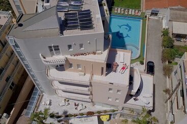 هتل آپارتمان Christina