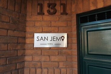 Hostal San Jemo León   Hostel