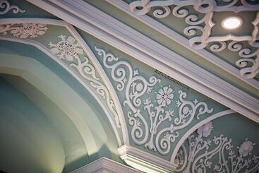 Отель Oddfellows On The Park