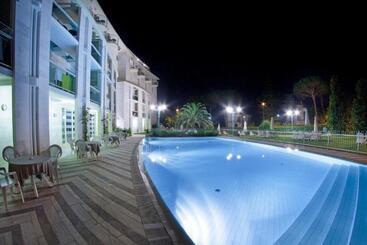 Hotel Onda Marina Residence Rta