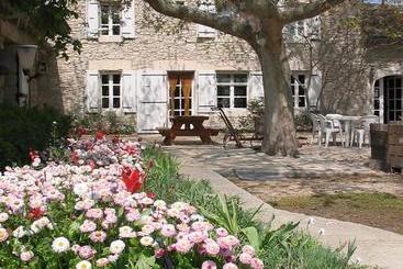 Bed and Breakfast Mas Des Vertes Rives