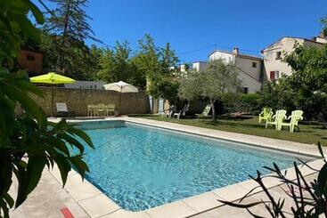 مبيت وإفطار Chambres D Hôtes Le Colombier