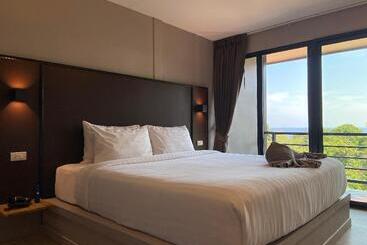 Hip Seaview Resort @ Phi Phi