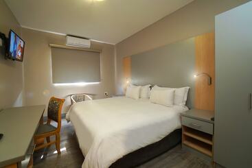 Inani Hotel Gallagher