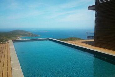 בית מלון כפרי Le Tomino