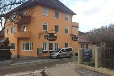 Hotelli Restaurant Platamon