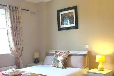 Hotel Cherry Tree Guesthouse