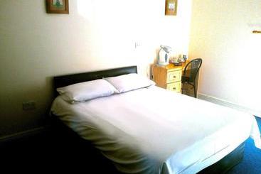 בית מלון כפרי The Shipwright Guesthouse