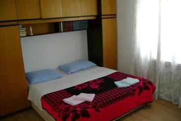 هتل Guest House Robi