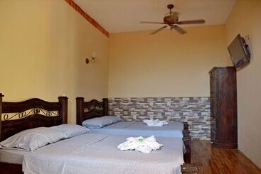 Hotelli Rustico Santa Teresa